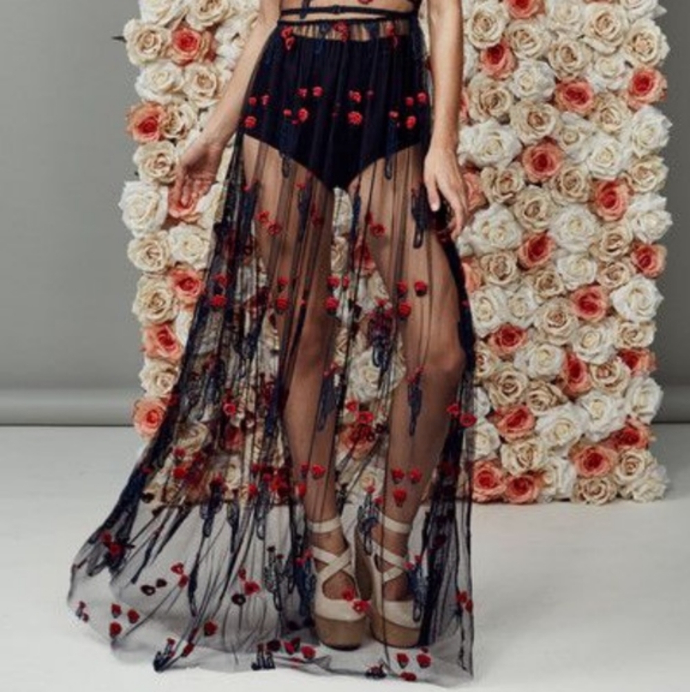 NWOT For Love and Lemons Desert Rose Bra and Skirt Set final price